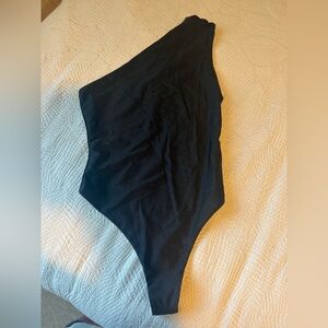 White Fox Boutique One-Shoulder Black Bodysuit